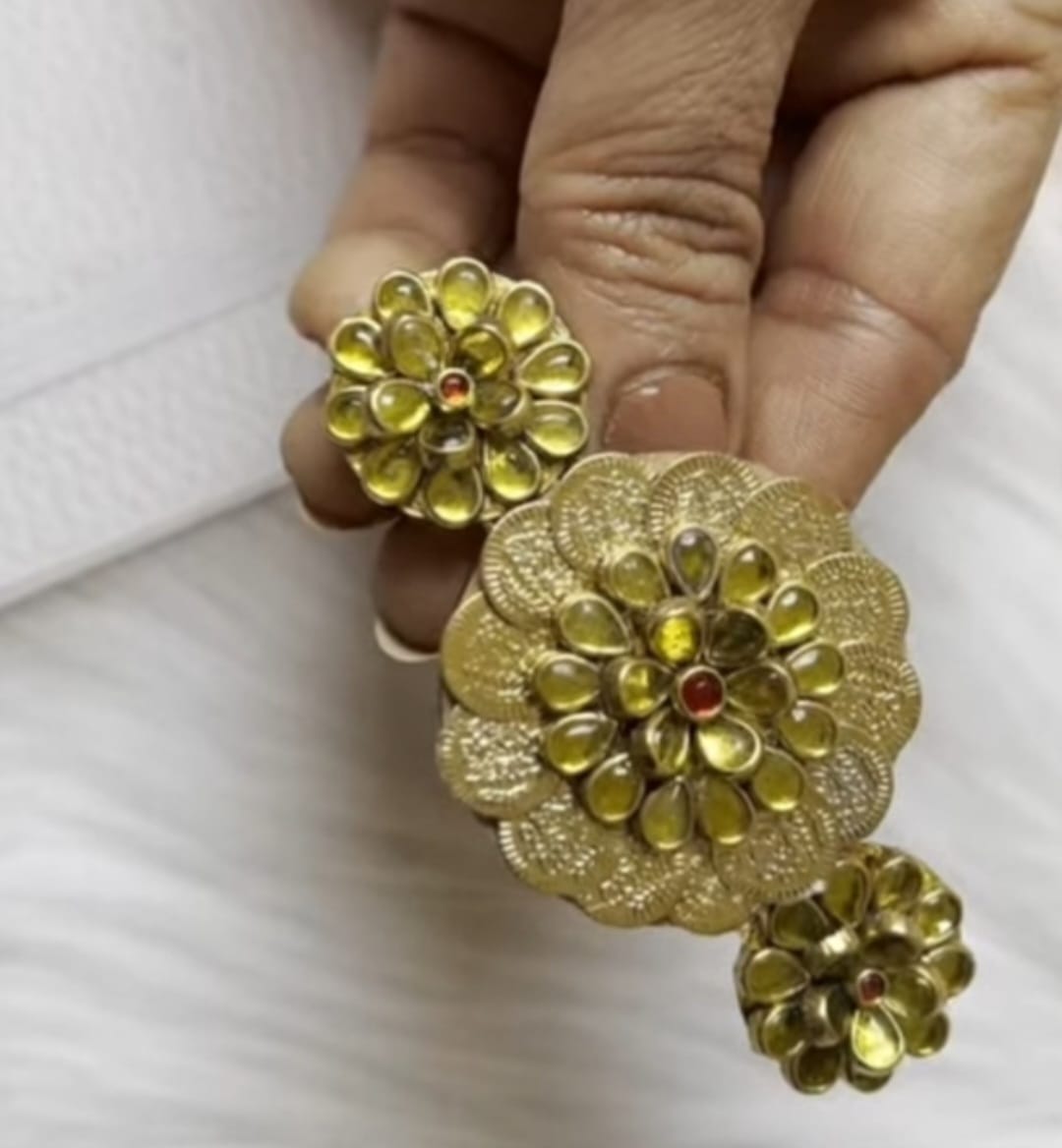 HAIR ACCESSORIES